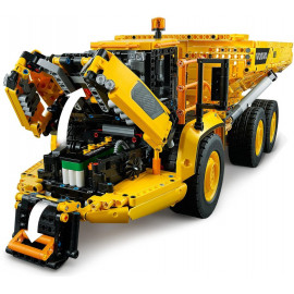 LEGO Technic - 6x6-os Volvo csuklós szállítójármű (42114)